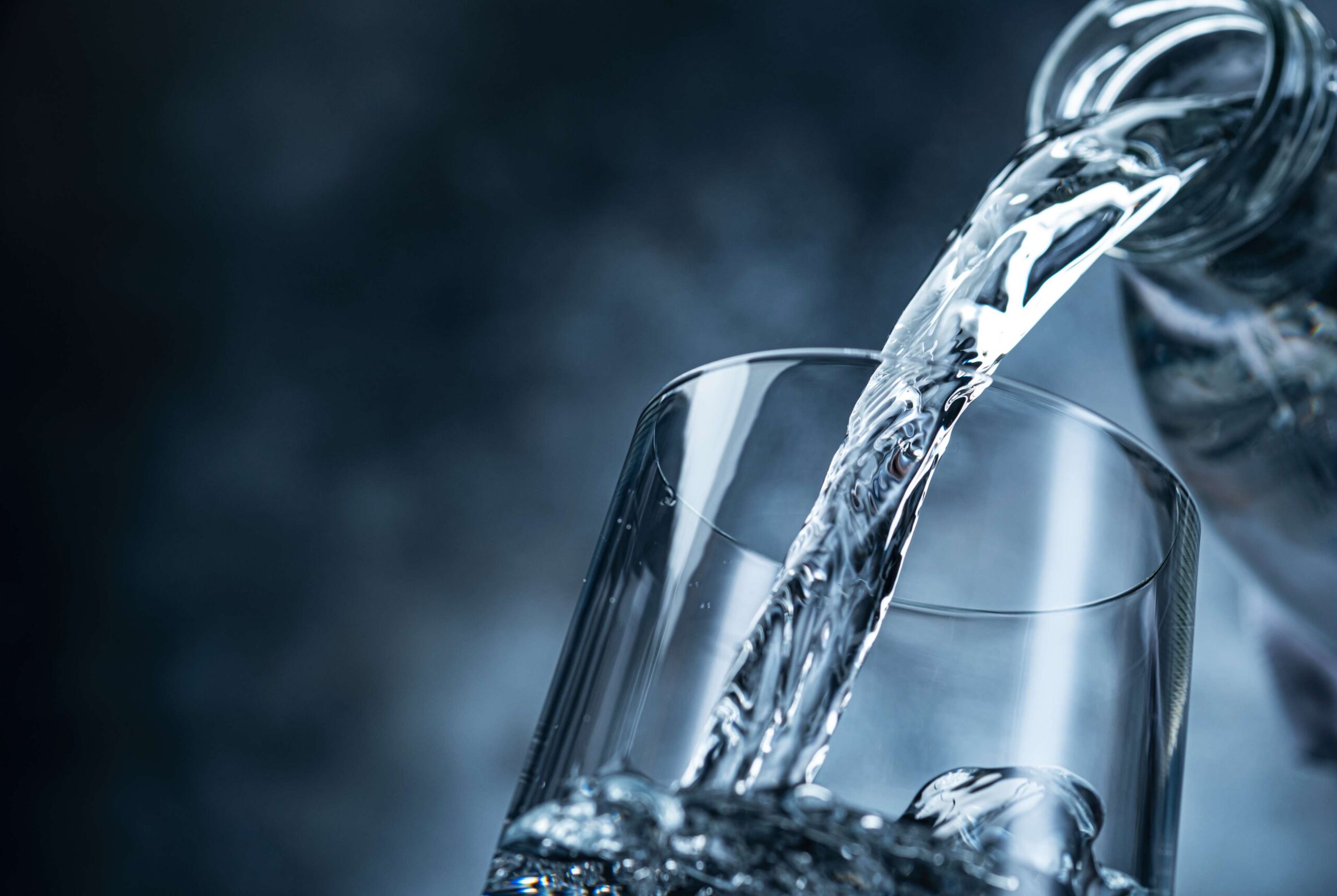 refreshing-water-pouring-into-a-glass-2026-09-22-22-08-37-utc